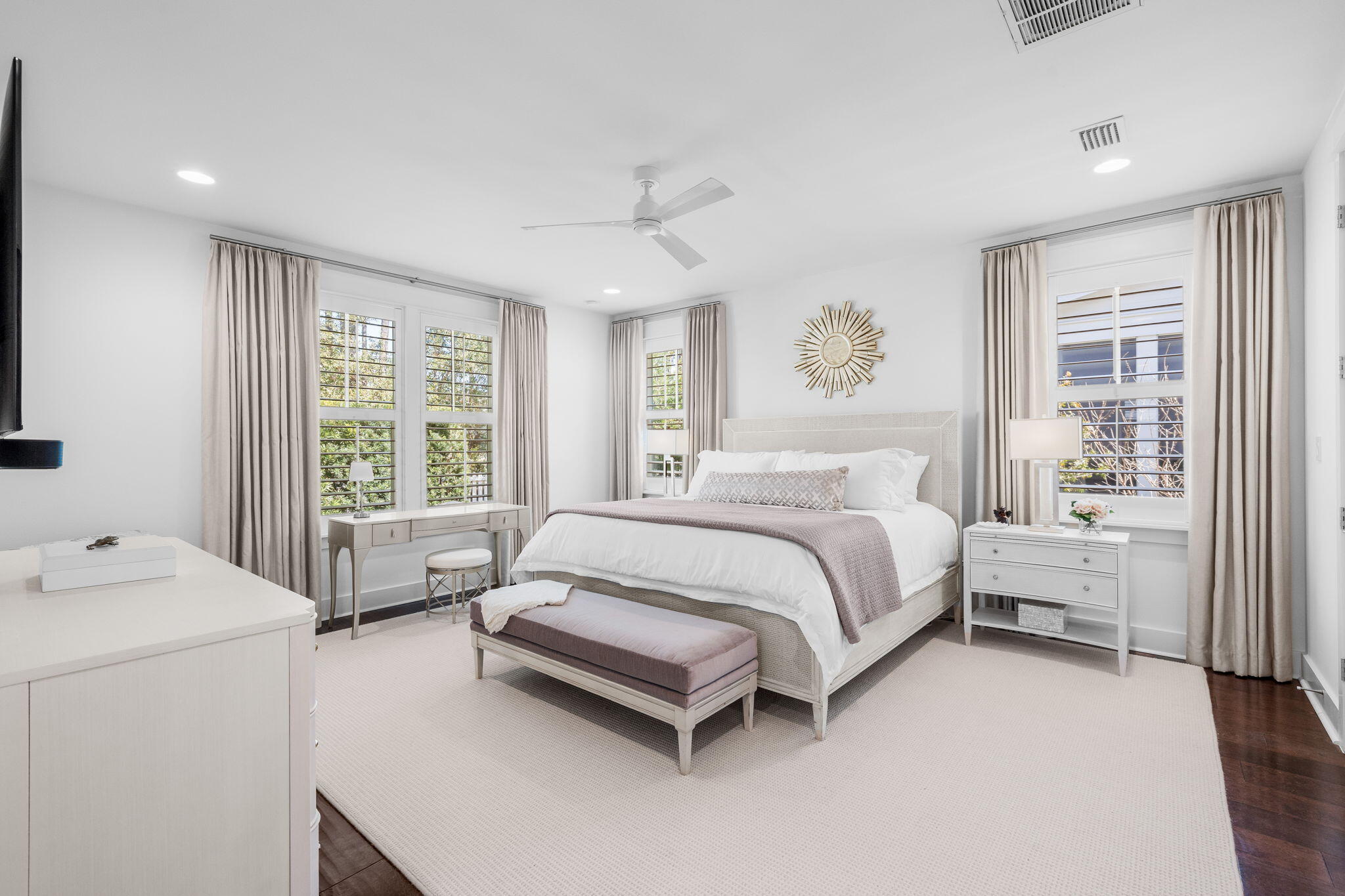232 Medley Street
