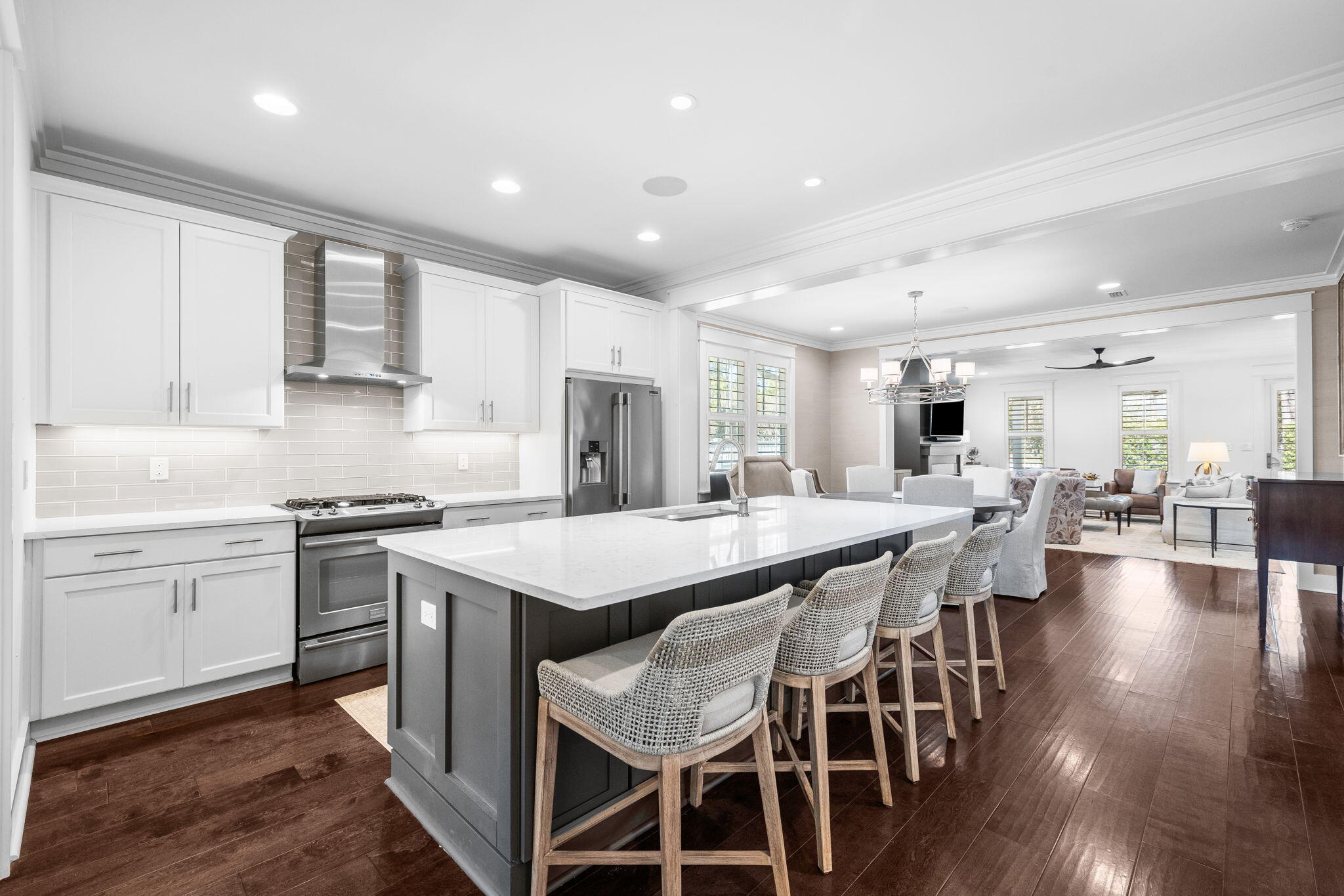 232 Medley Street