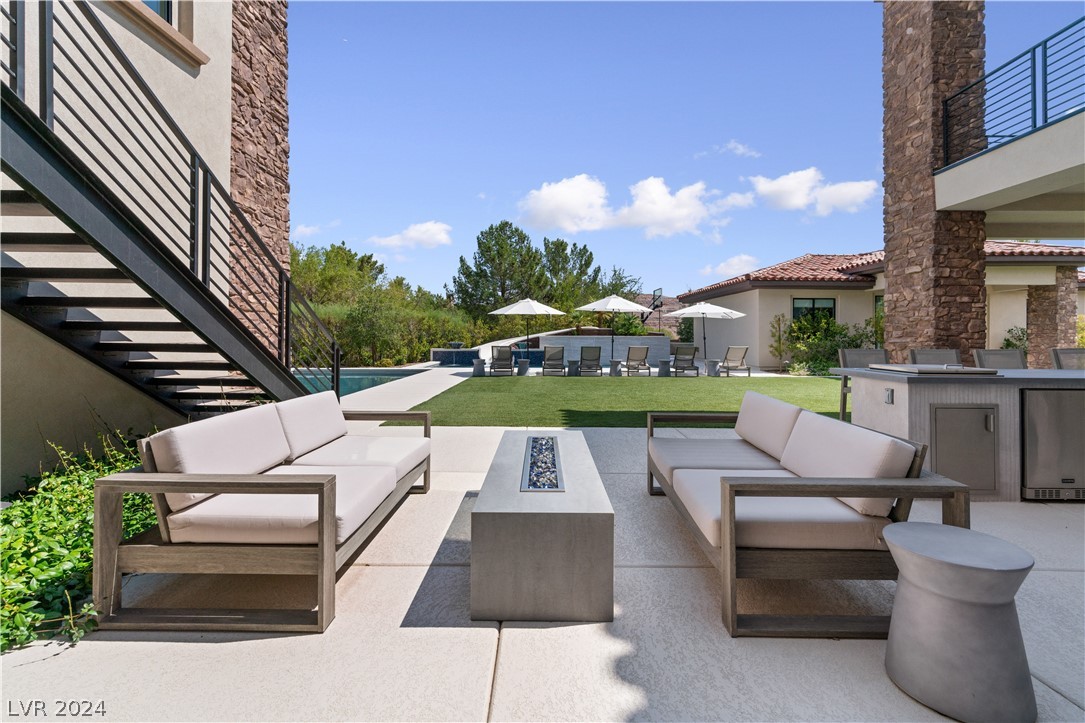 52 Olympia Canyon Way