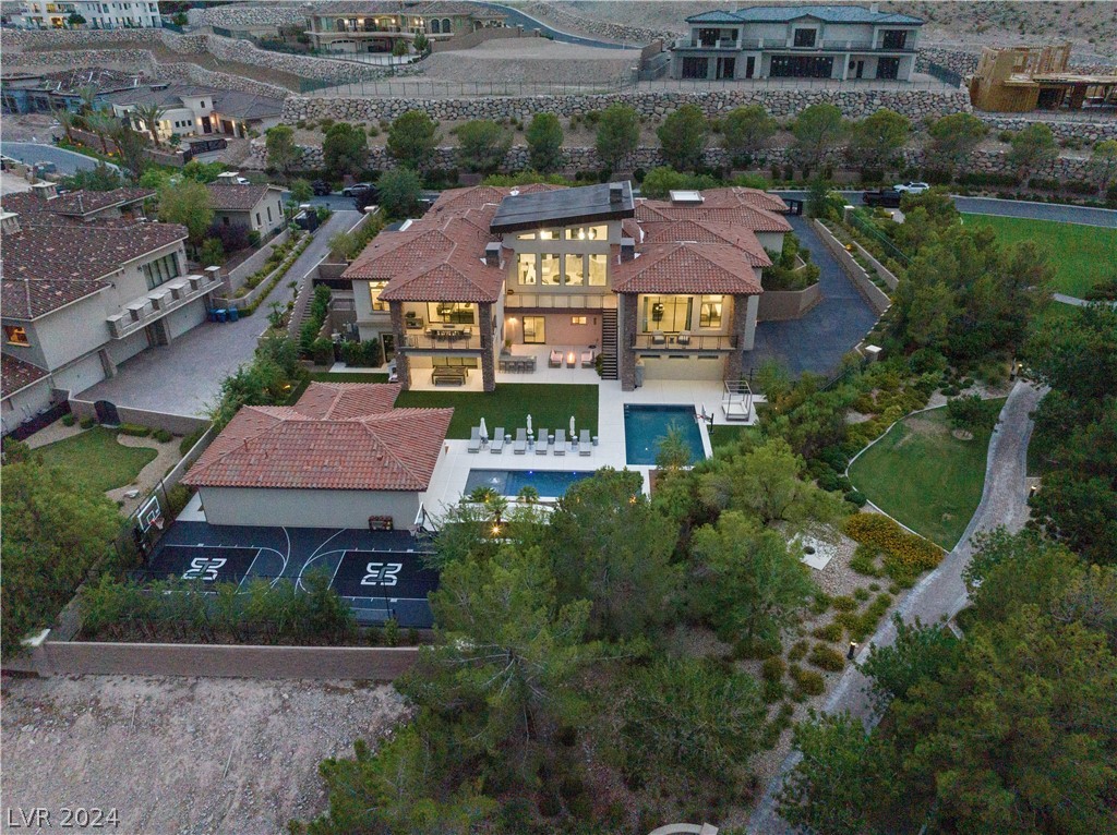 52 Olympia Canyon Way