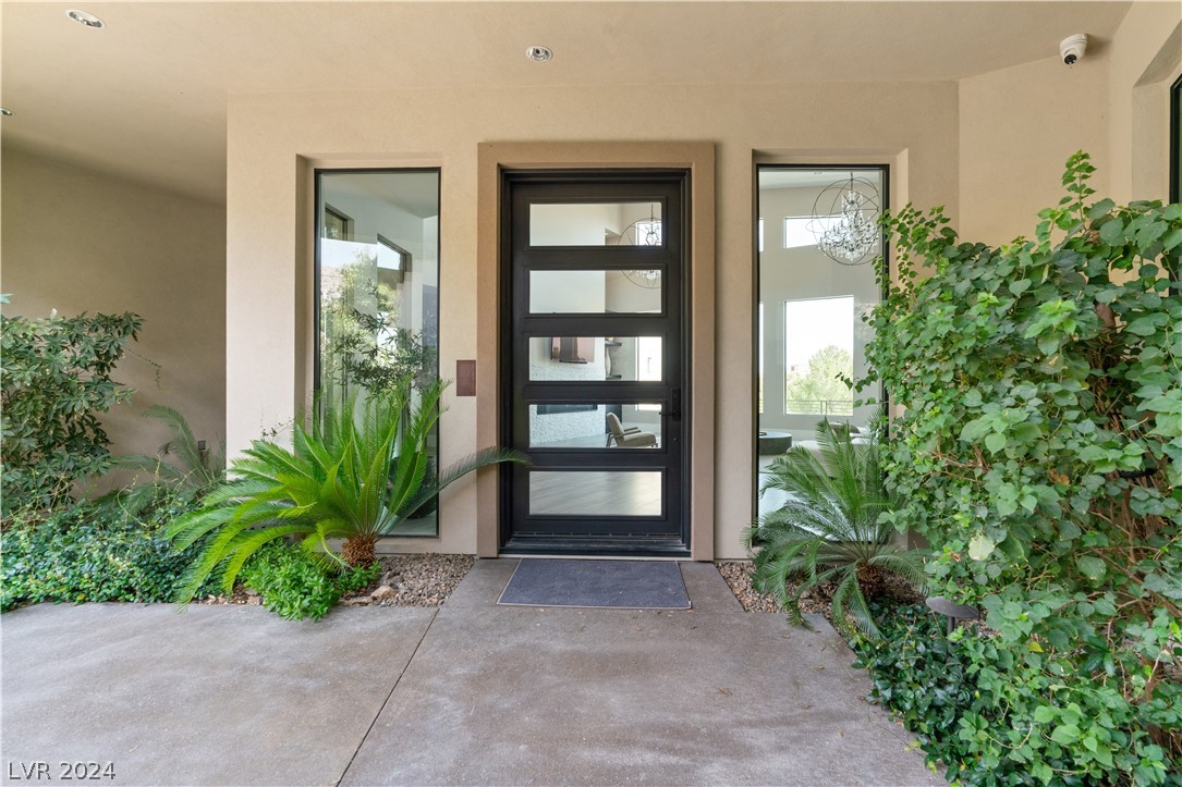 52 Olympia Canyon Way