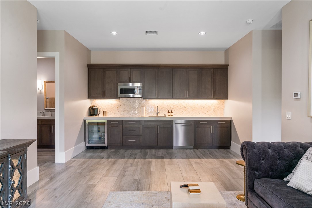 52 Olympia Canyon Way