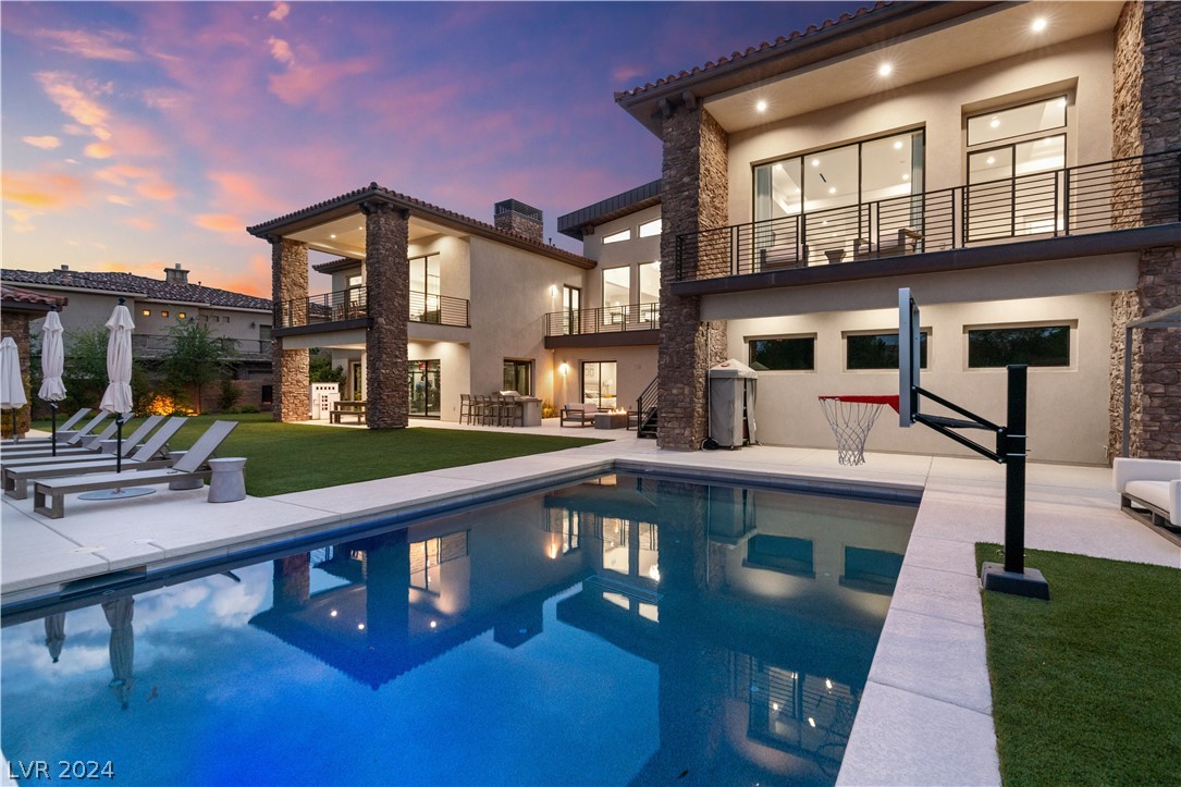 52 Olympia Canyon Way