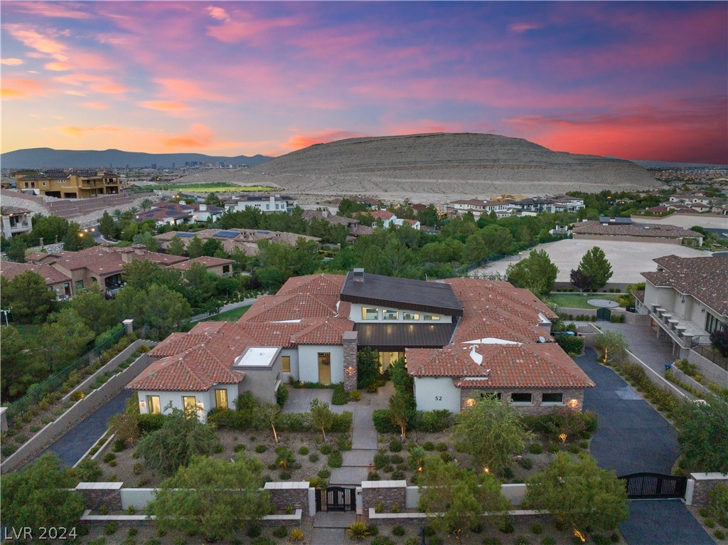 52 Olympia Canyon Way