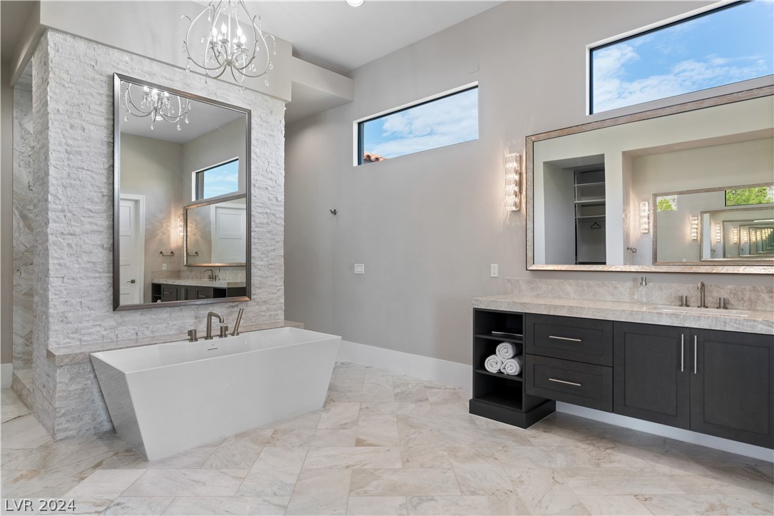 52 Olympia Canyon Way