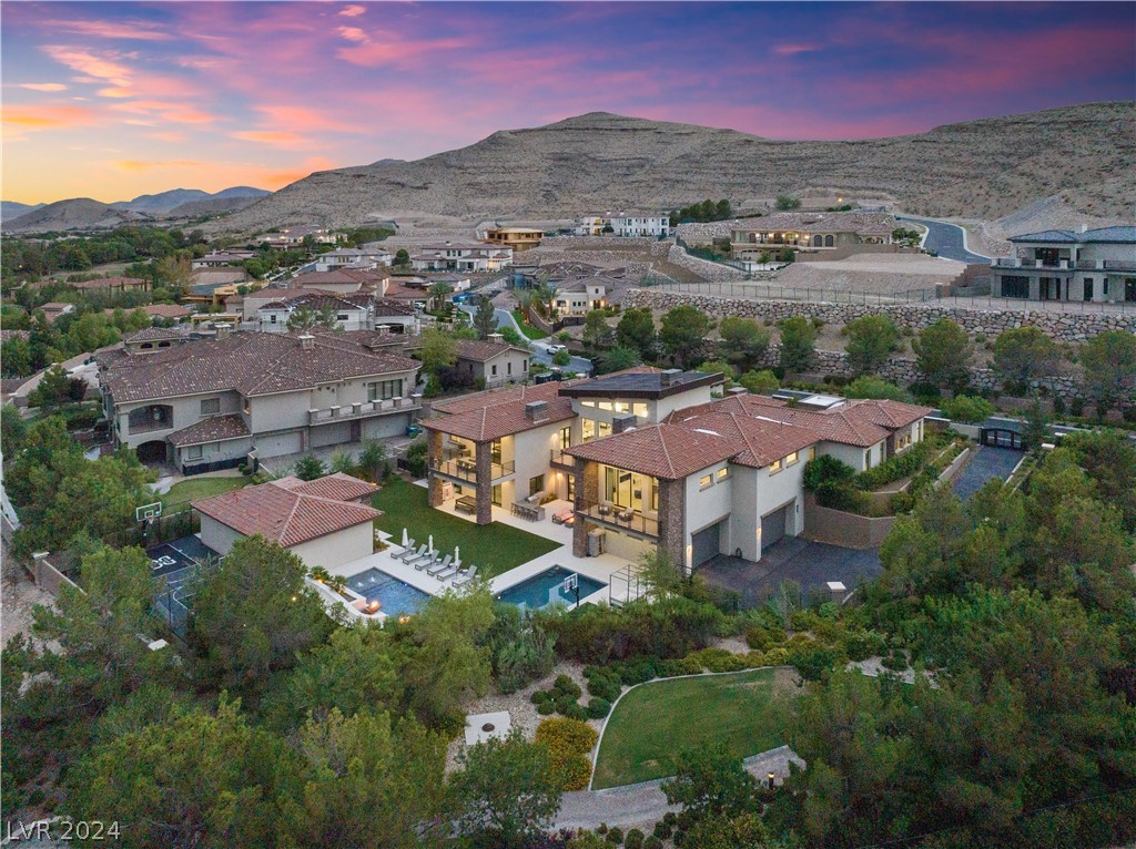 52 Olympia Canyon Way
