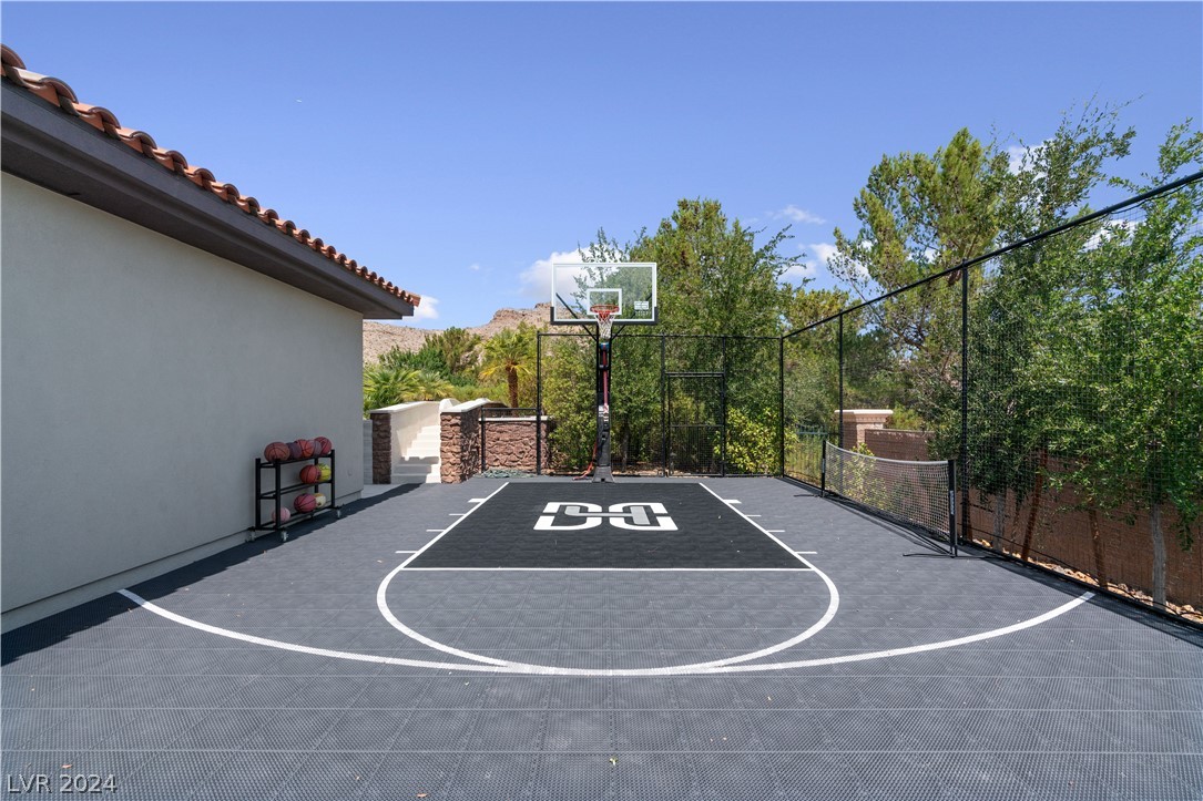 52 Olympia Canyon Way