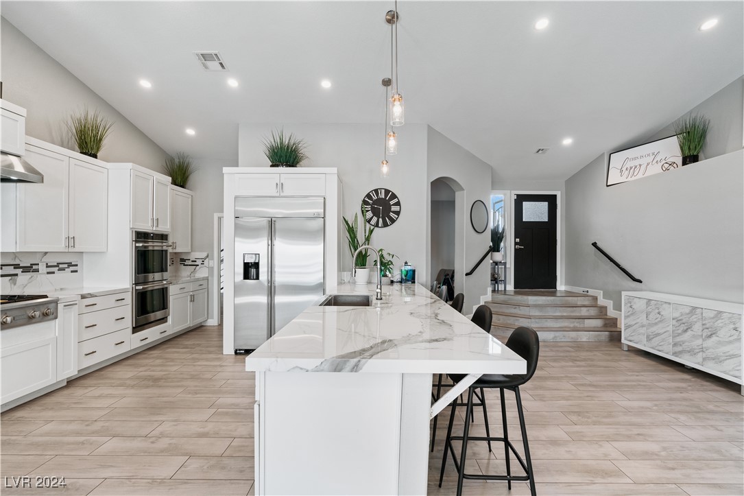 1210 San Eduardo Avenue