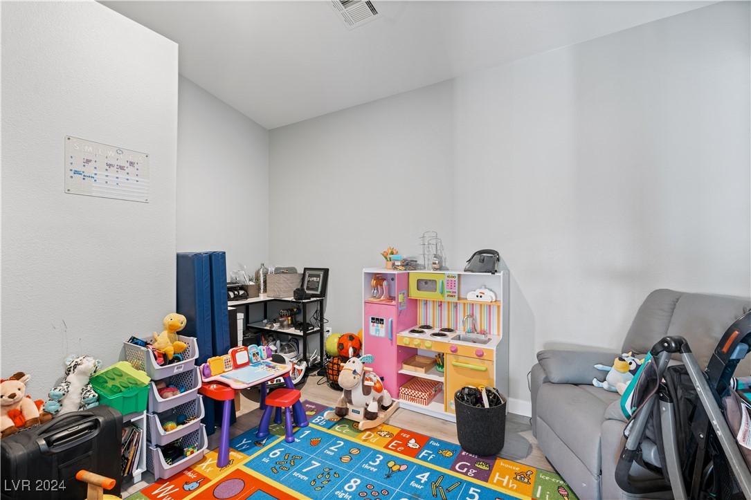 1210 San Eduardo Avenue