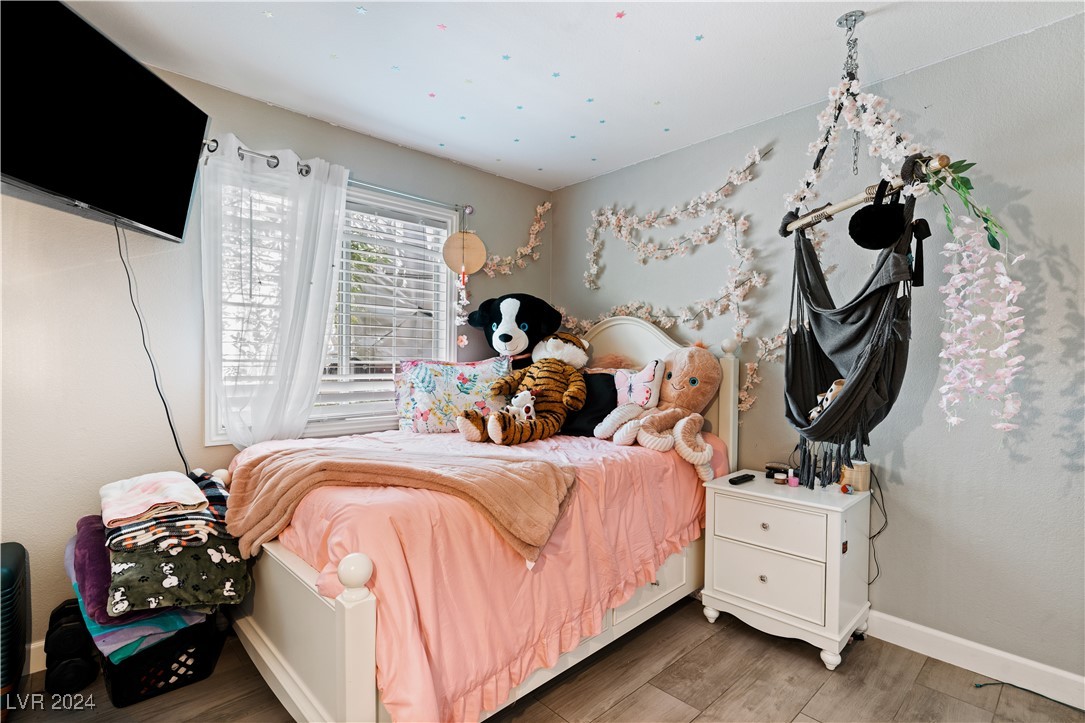 1210 San Eduardo Avenue