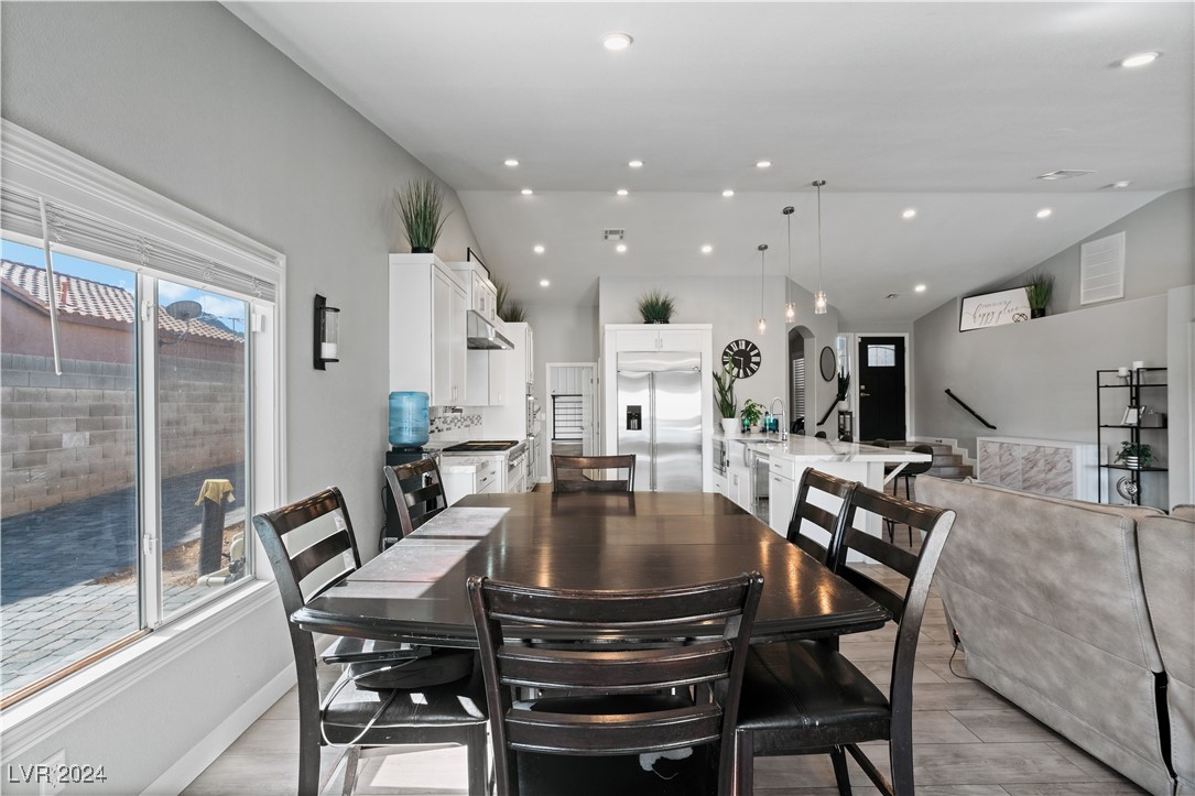 1210 San Eduardo Avenue