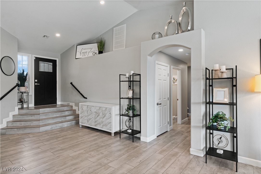 1210 San Eduardo Avenue