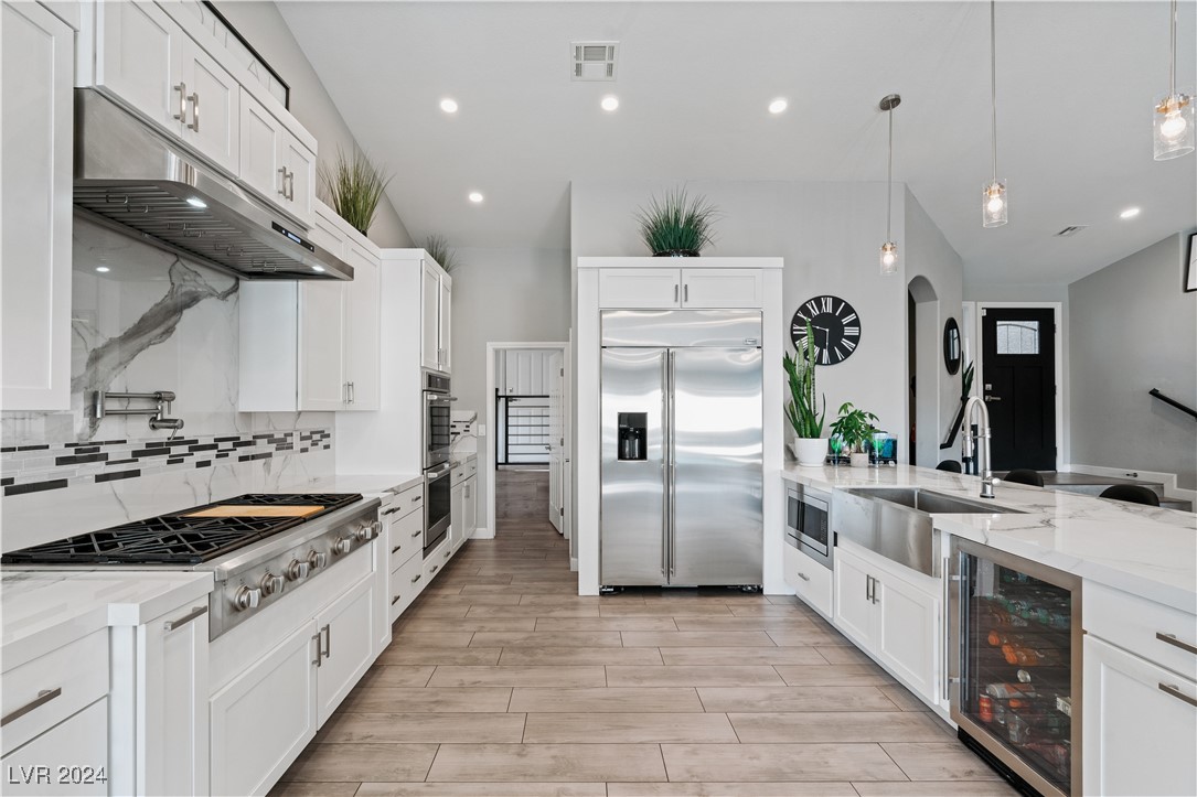 1210 San Eduardo Avenue