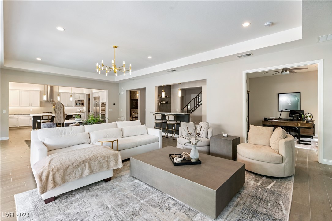 4120 San Capri Way