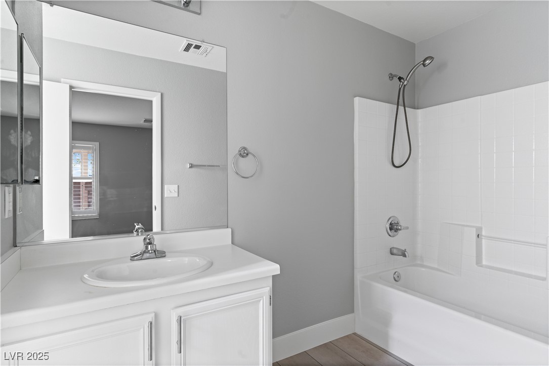 8016 Roundup Ridge Street