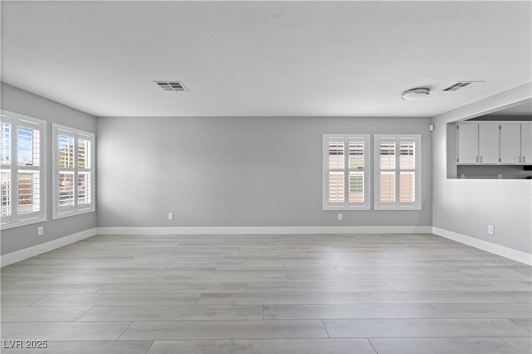 8016 Roundup Ridge Street