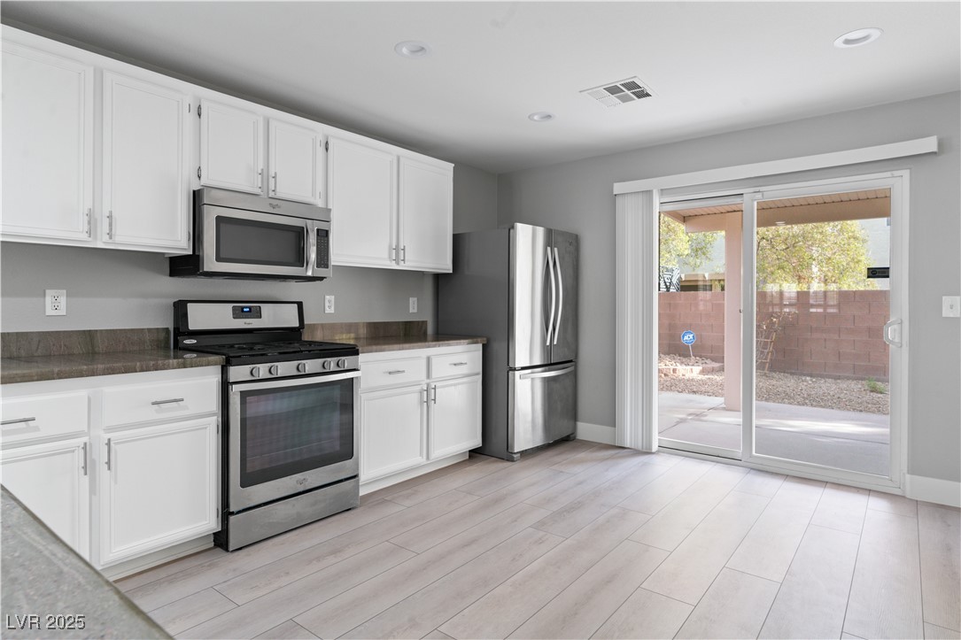 8016 Roundup Ridge Street