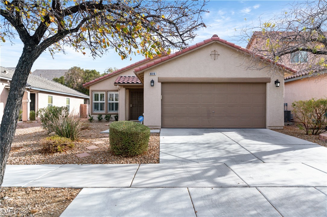 8016 Roundup Ridge Street