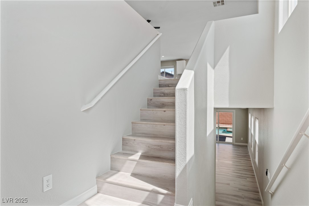 5116 Iron Crossing Avenue