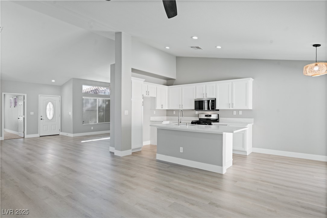 1910 Night Shadow Avenue