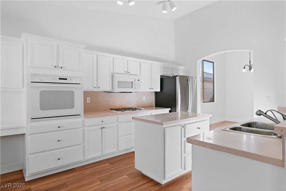 3816 Waynesvill Street