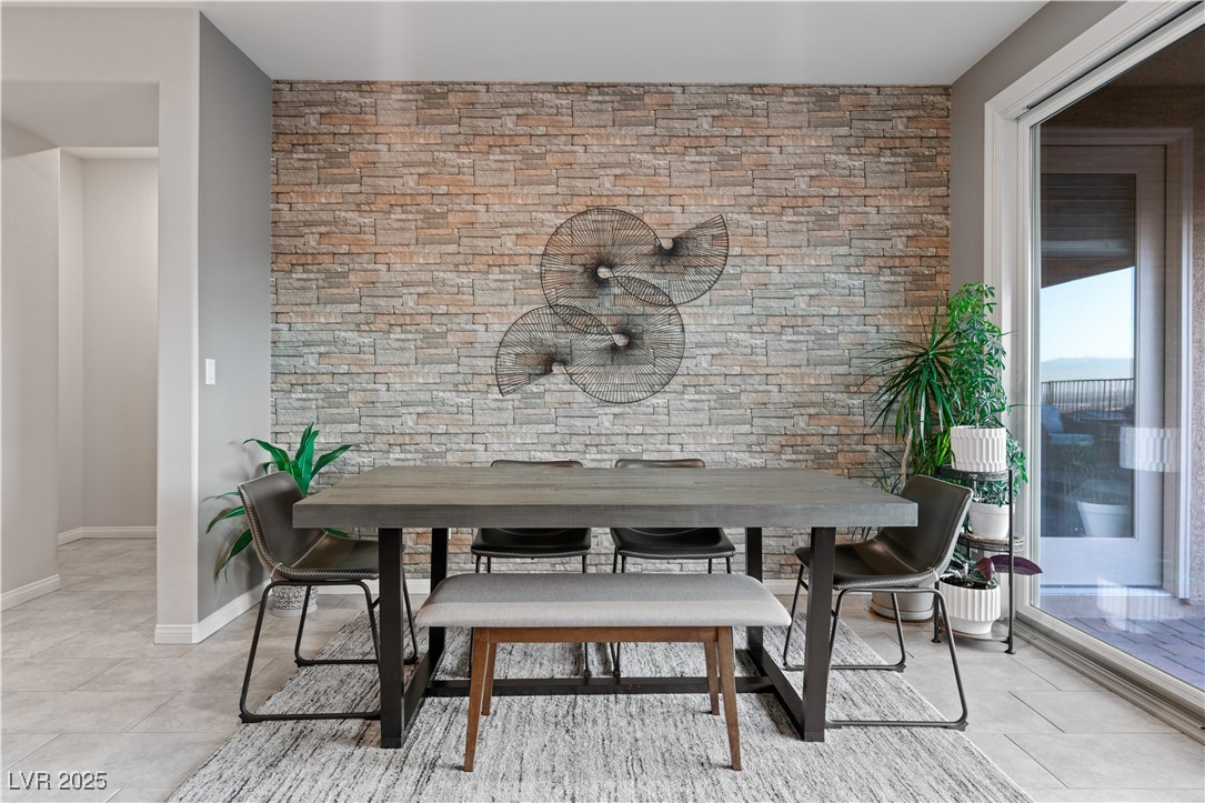 381 Oakey Crest Ridge Street