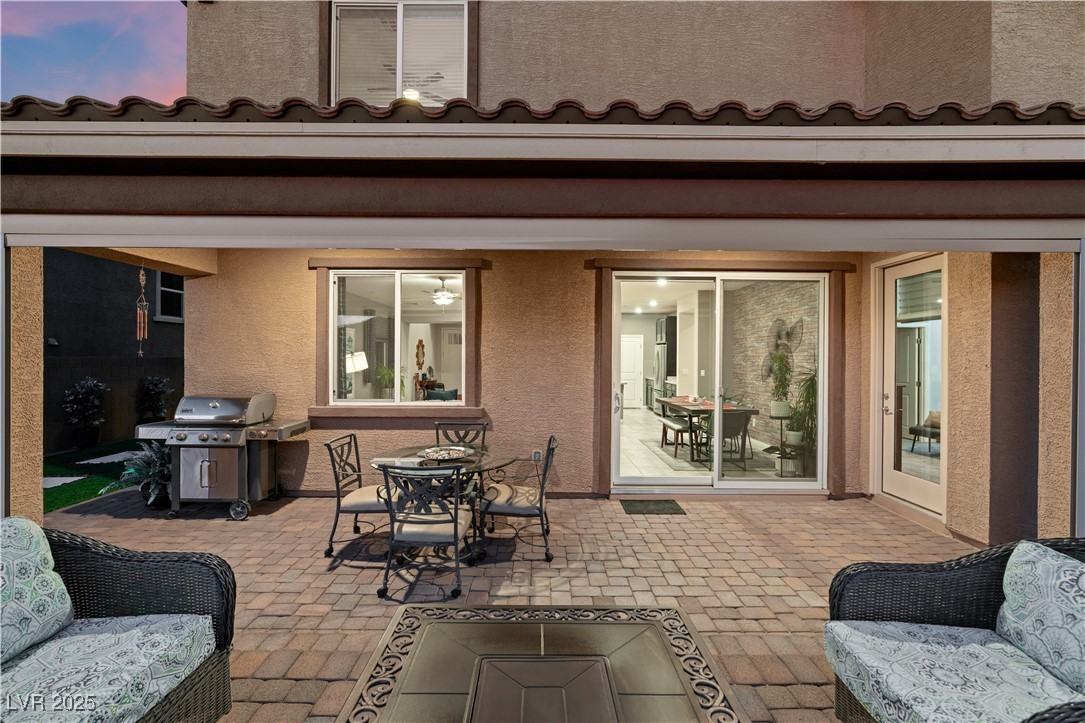 381 Oakey Crest Ridge Street