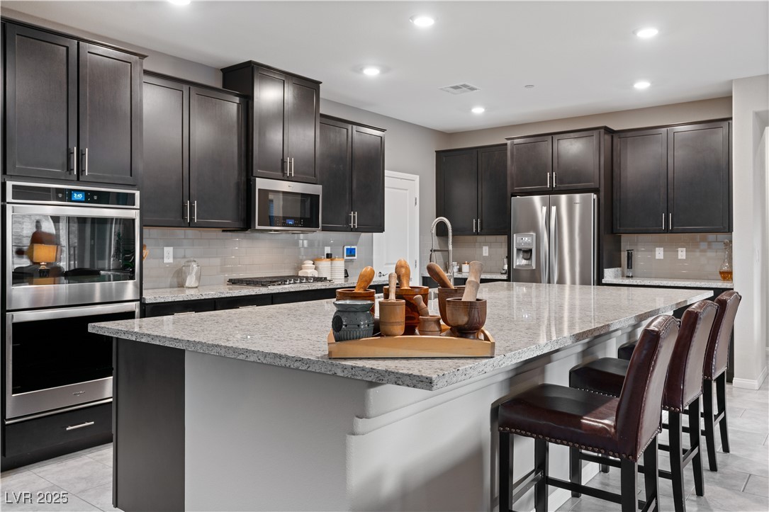 381 Oakey Crest Ridge Street