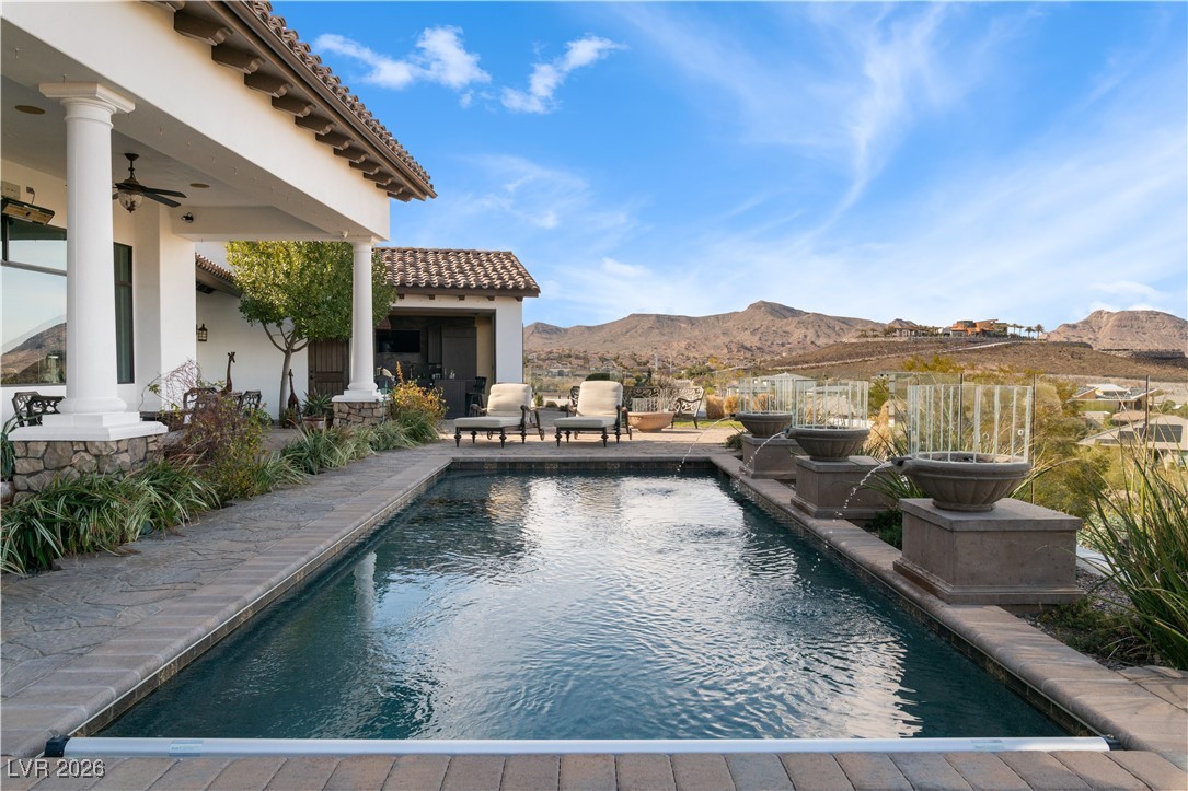 1123 Christian Road