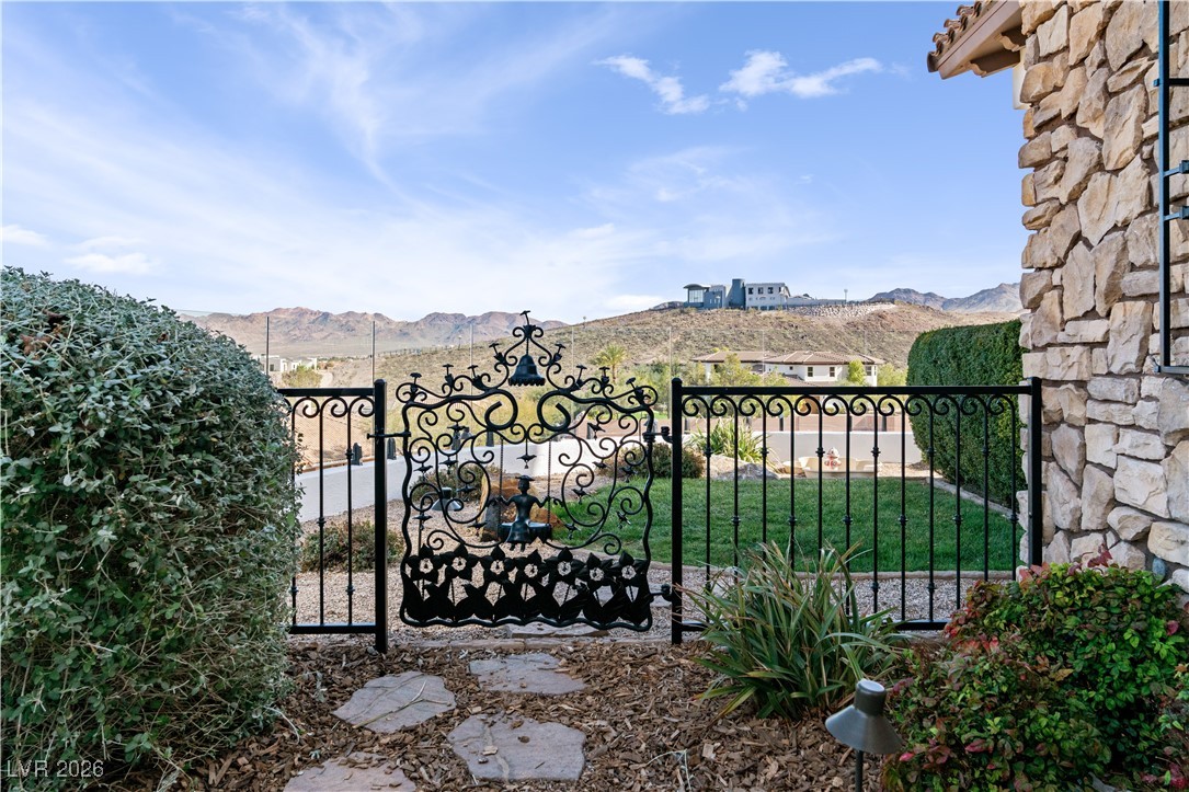 1123 Christian Road