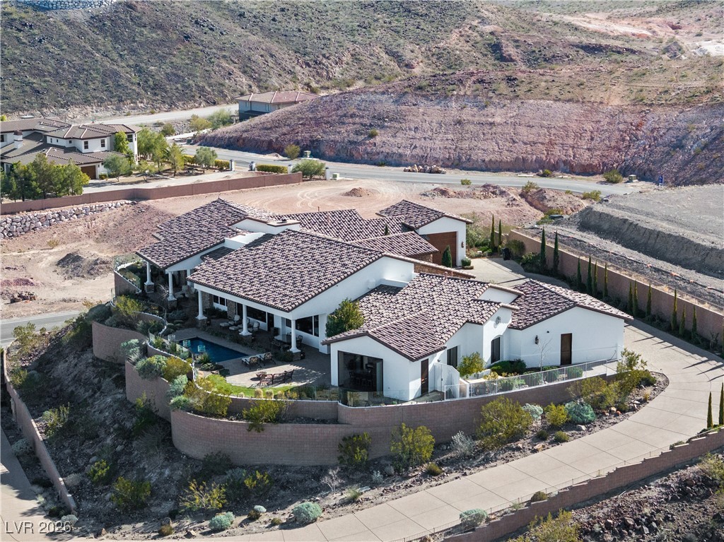 1123 Christian Road