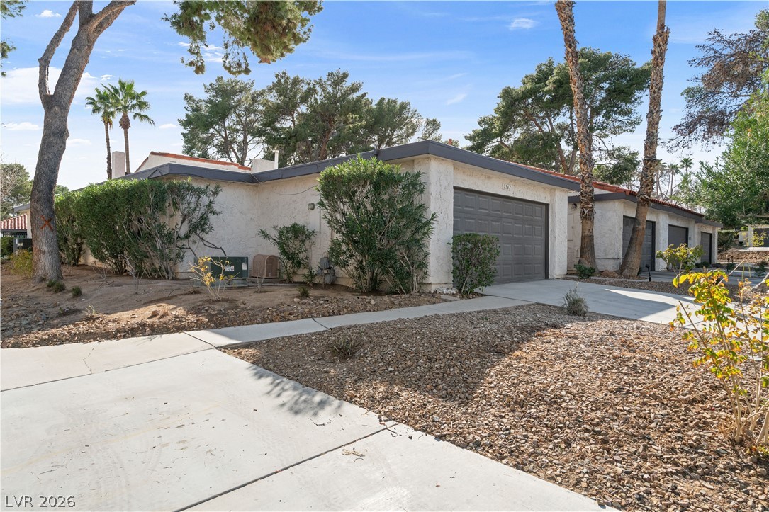 2567 Pera Circle
