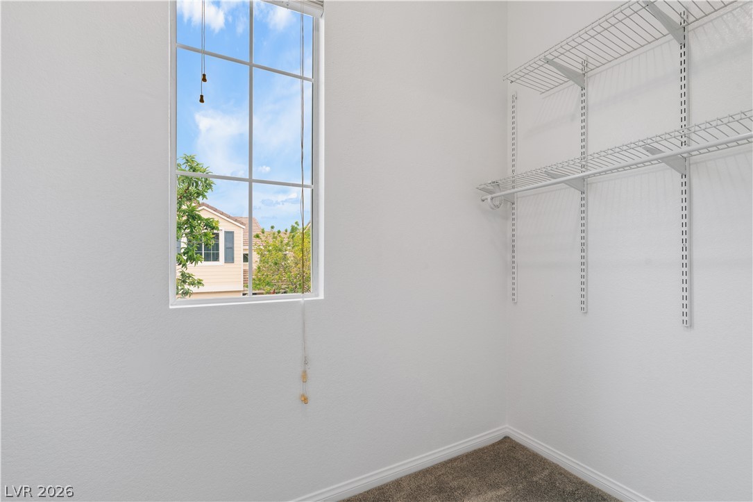 7664 Alexander Hills Street