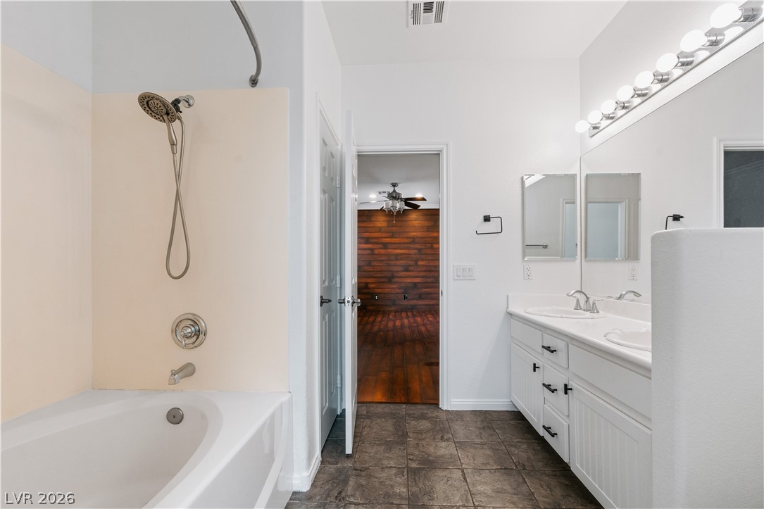 7664 Alexander Hills Street