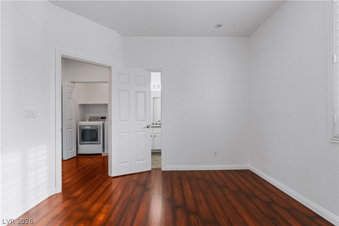 7664 Alexander Hills Street