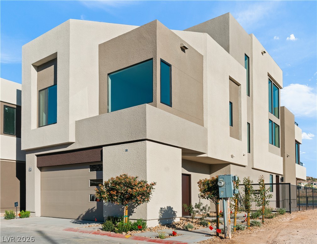 66 Lakefront Drive
