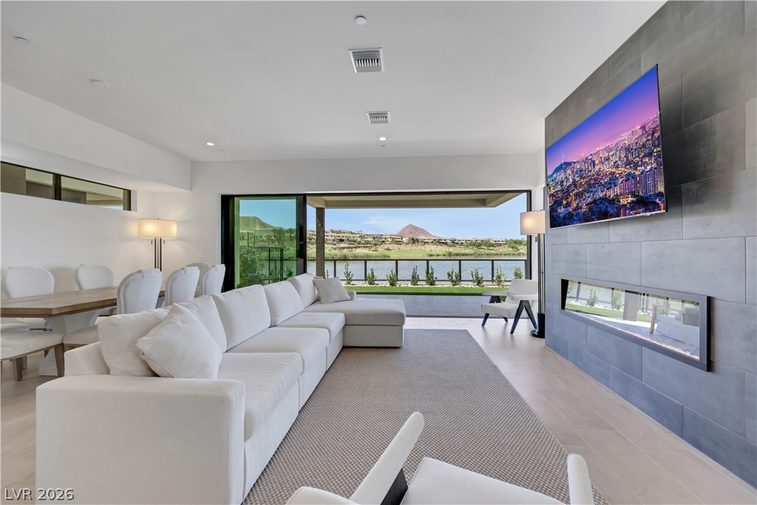 66 Lakefront Drive