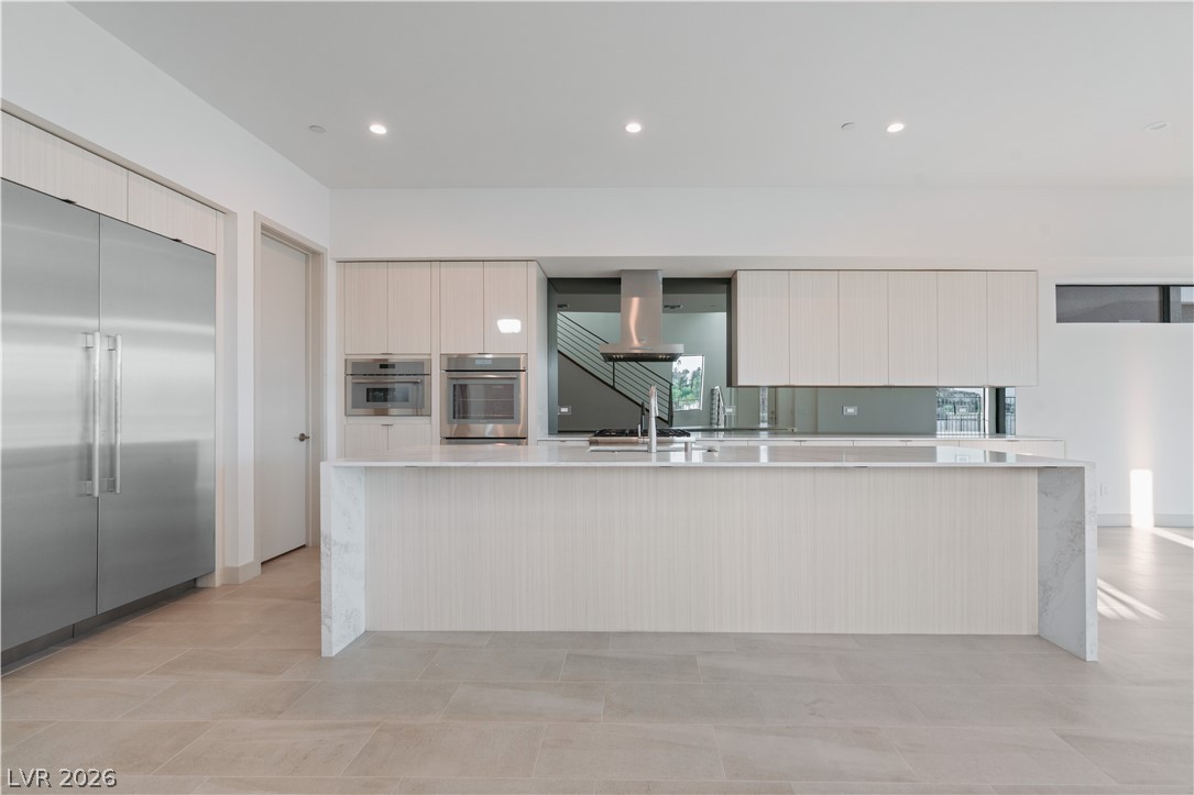 66 Lakefront Drive