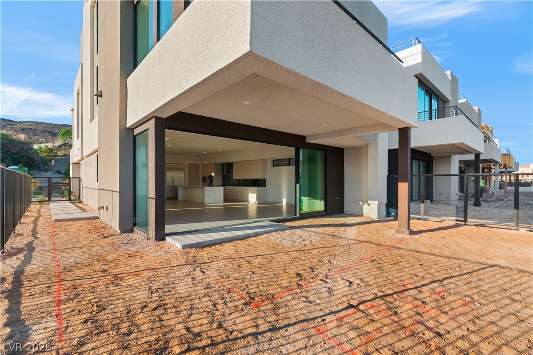 66 Lakefront Drive