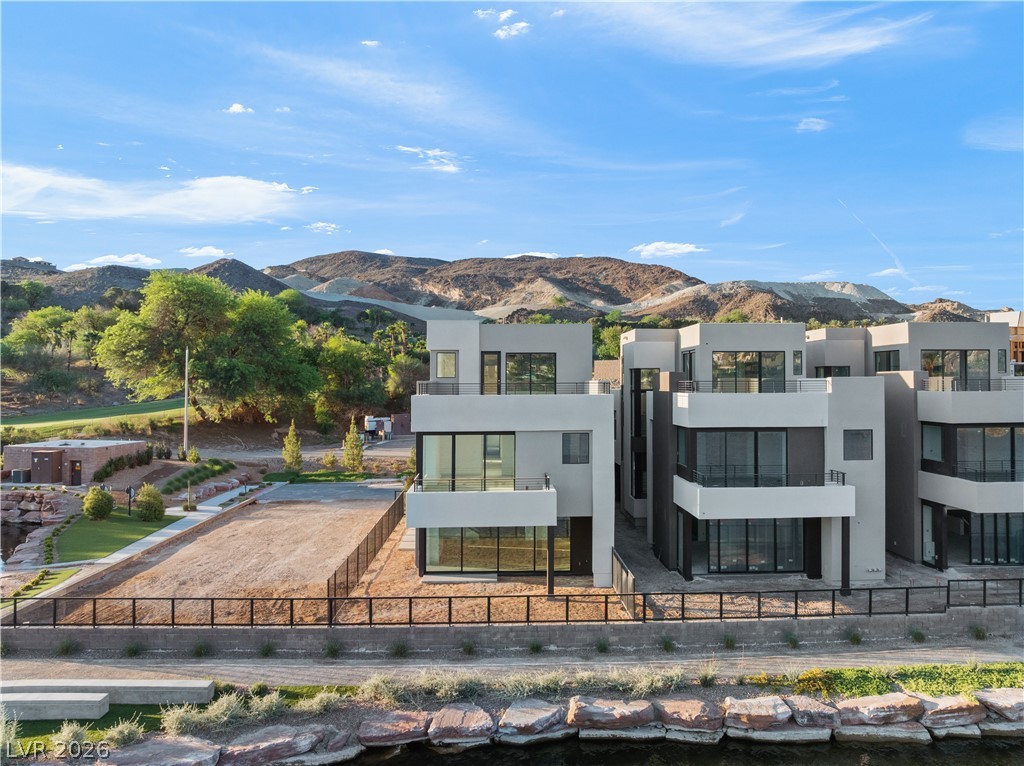 66 Lakefront Drive