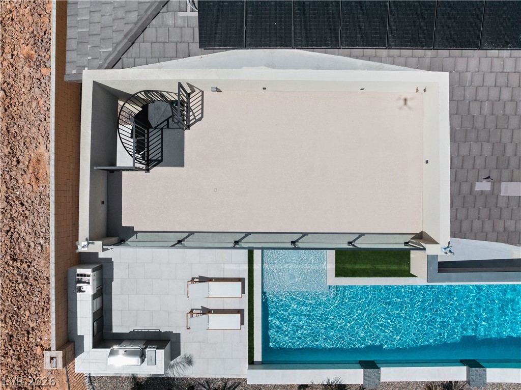 144 Tre Pietre Street