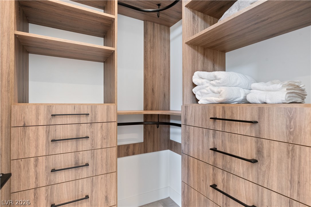 144 Tre Pietre Street