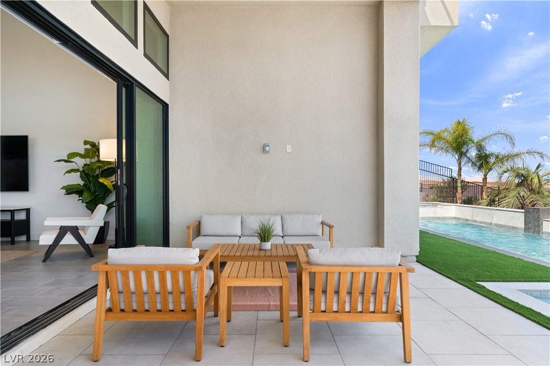 144 Tre Pietre Street