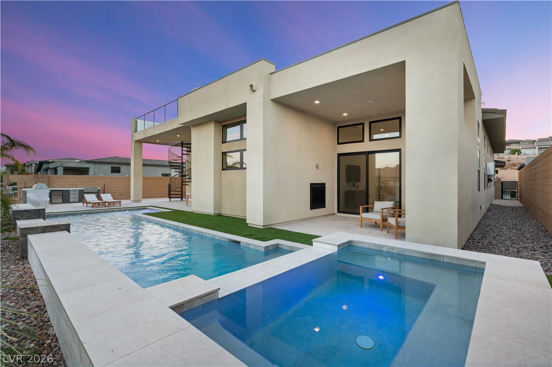 144 Tre Pietre Street