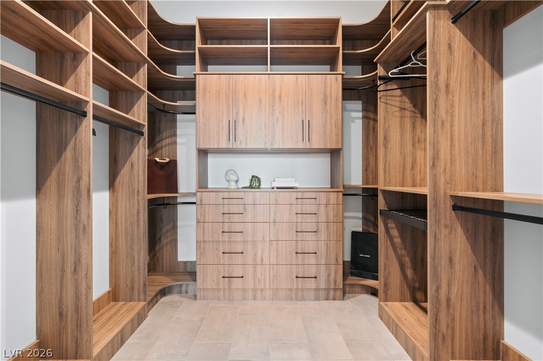 144 Tre Pietre Street