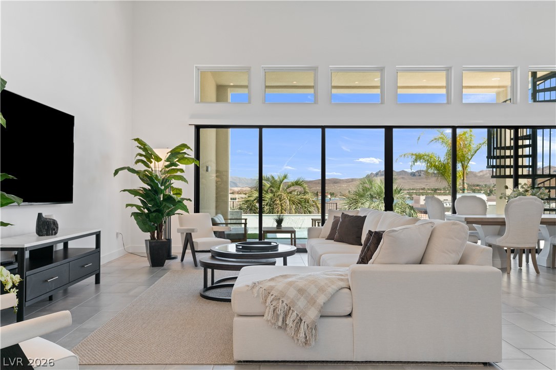 144 Tre Pietre Street