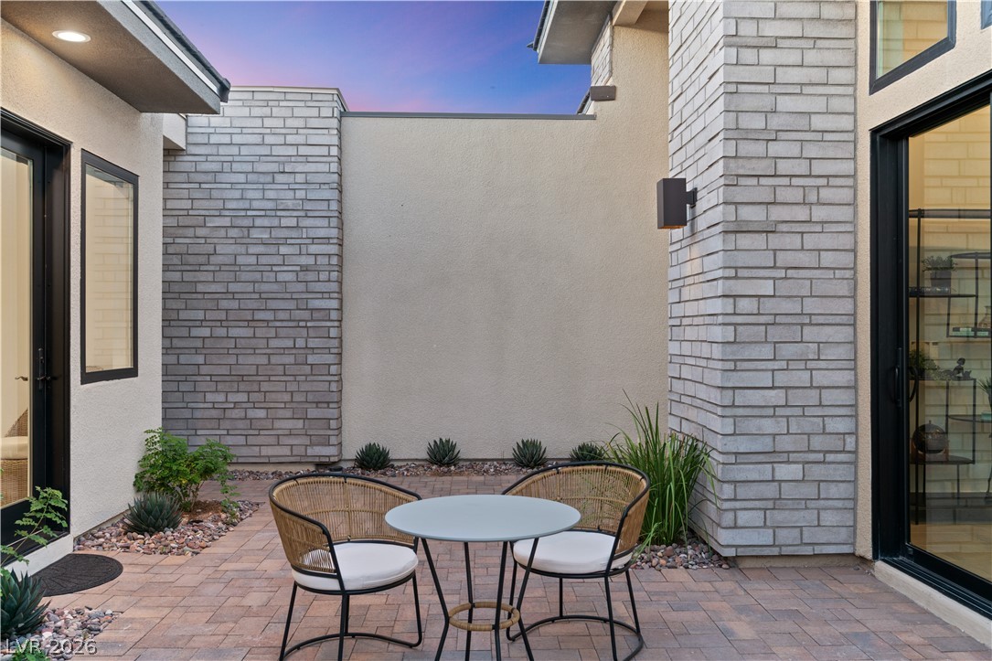 144 Tre Pietre Street