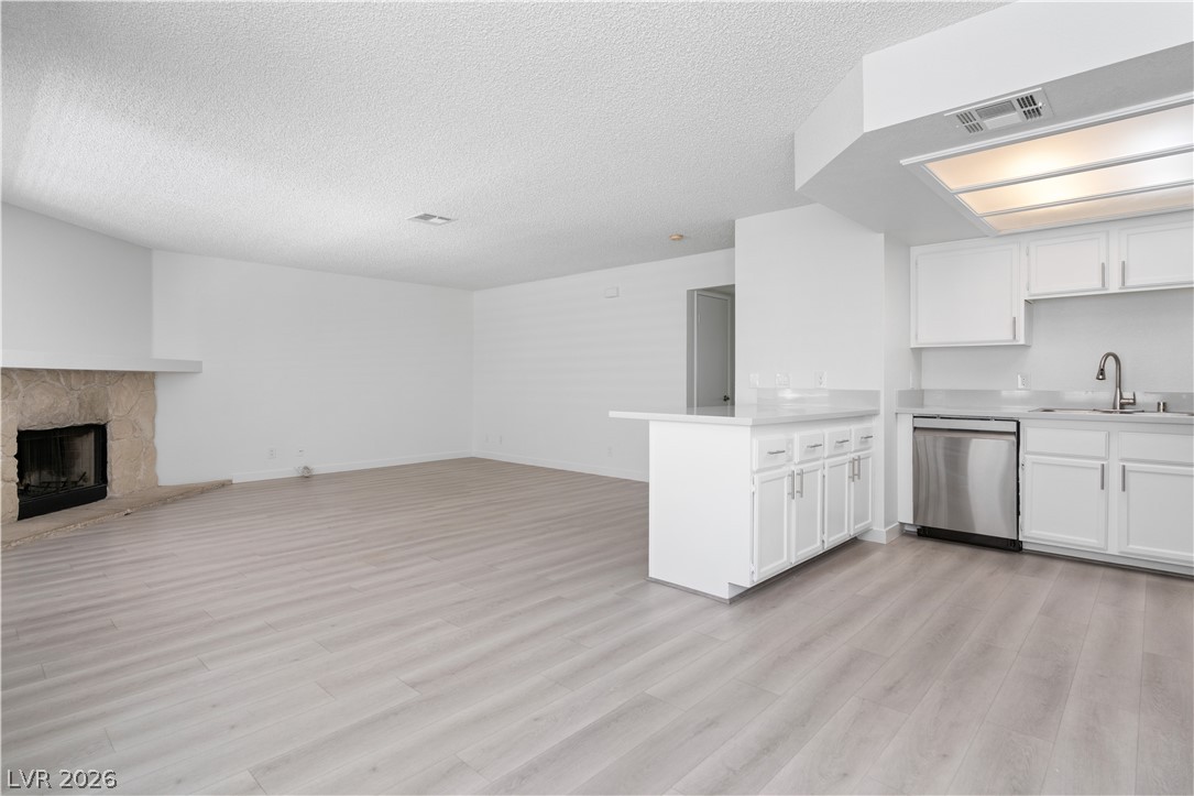 1409 Cinder Rock Drive 102