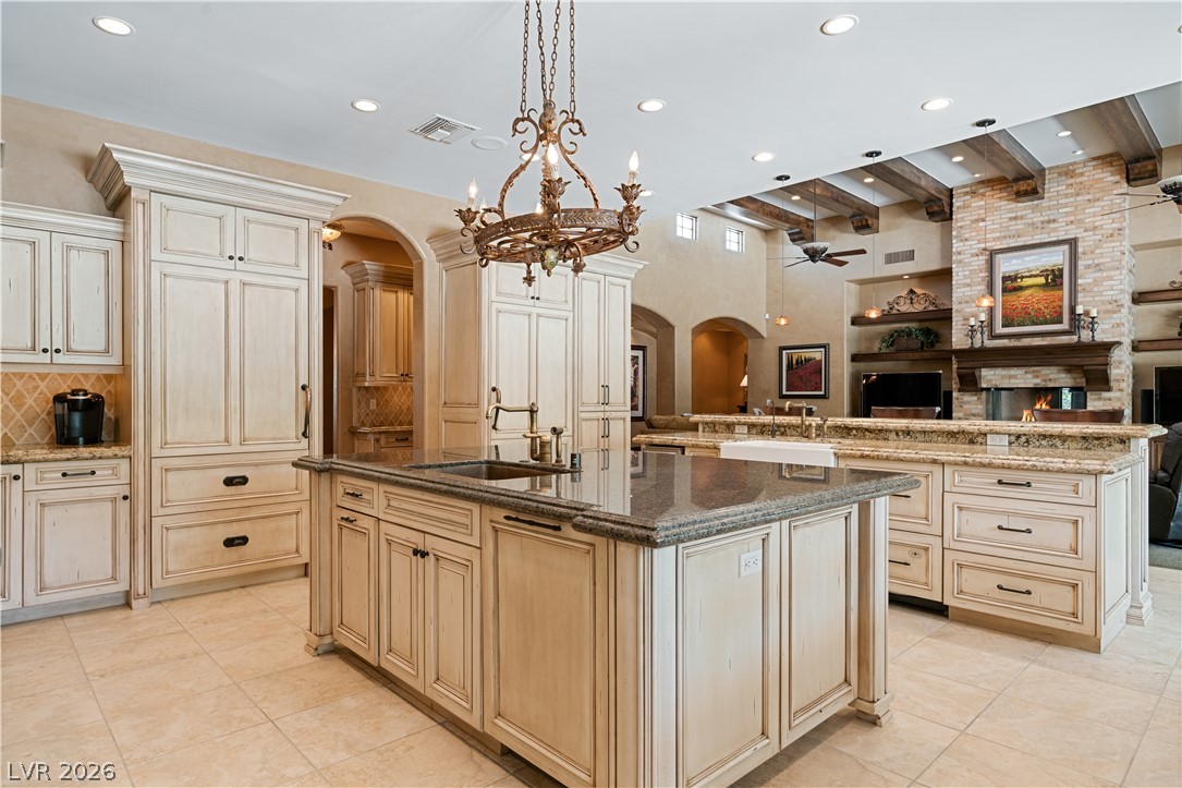 11 Olympia Hills Circle