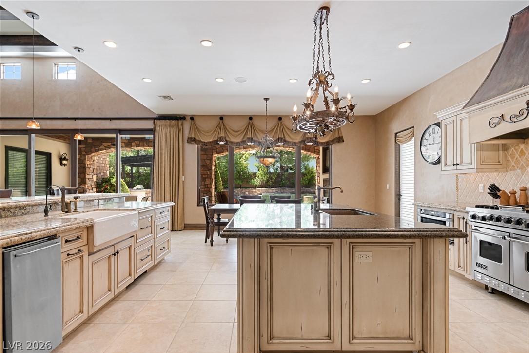 11 Olympia Hills Circle